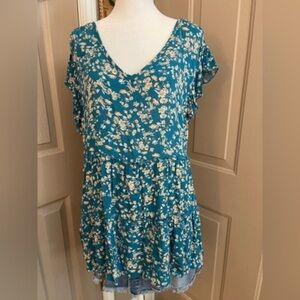 Belle du Jour Algiers blue floral tiered rayon babydoll tunic top Size L NWT